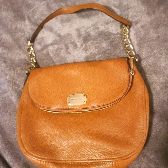 Michael Kors | Bags | Micheal Kors Handbag Sort Of Vintage  display picture 3